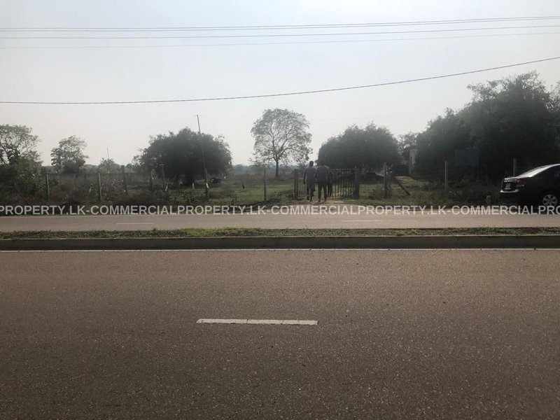 Prime Commercial Land for Sale in Hambantota