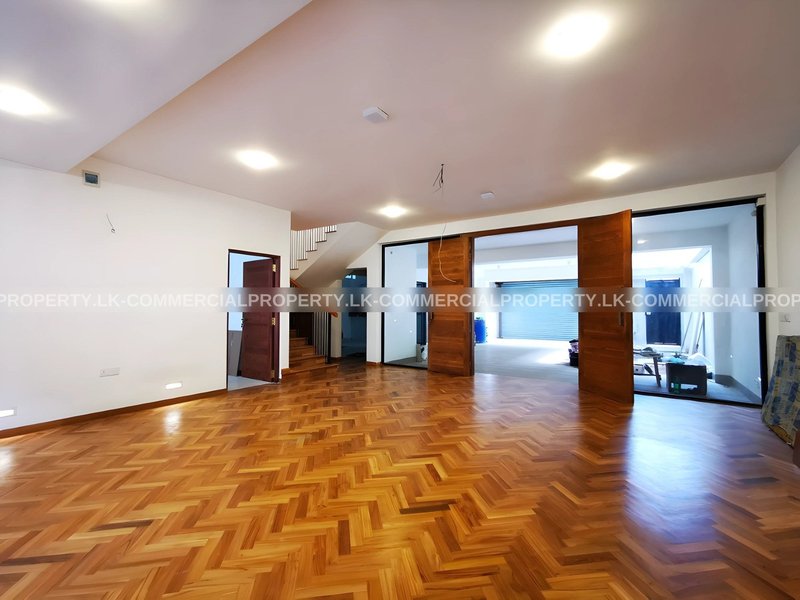 Commercial House for Rent ā Colombo 07