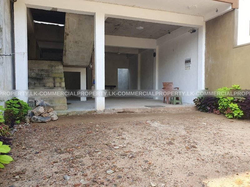 Commercial shop space Rent in Nedimala