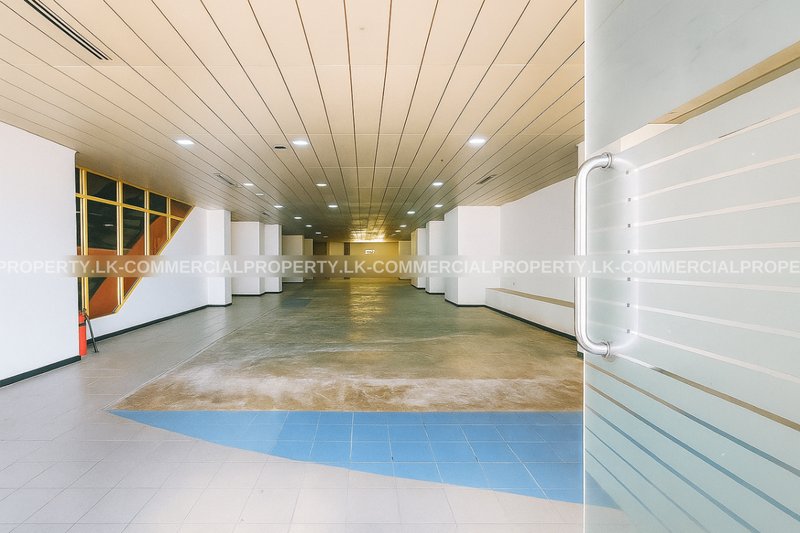 MODERN OFFICE FLOOR FOR RENT IN COLOMBO 03